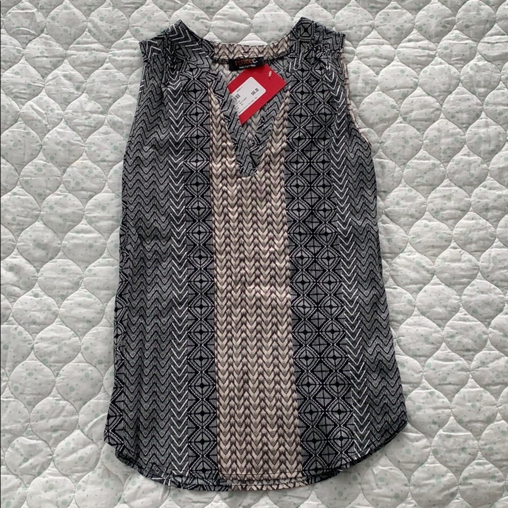 ReneeC Top - XS- NWT